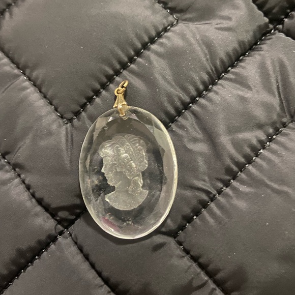 Pendant - Picture 3 of 4